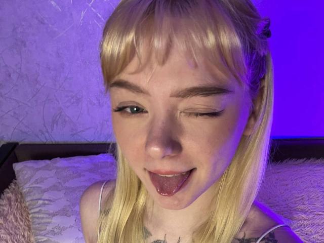 EnchantingEyes - Live sex cam - 26571666