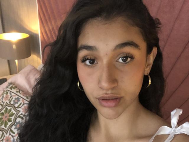 ValentinaCruz69 - Camera khiêu dâm &amp; quyến rũ trực tiếp - 26573342