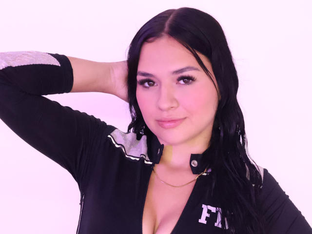 AlahiaStorm - Live Sex Cam - 26573722