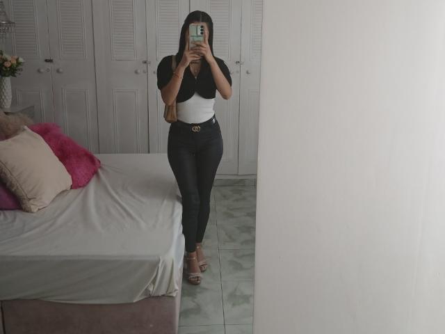 CatalinaAcostaOne - Porno na żywo i seks kamera - 26577074