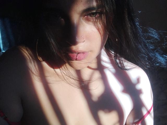 AgathaK - Live porn &amp; sex cam - 26579694