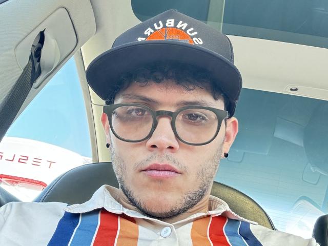 MaxAdamz - Live porn &amp; sex cam - 26582390