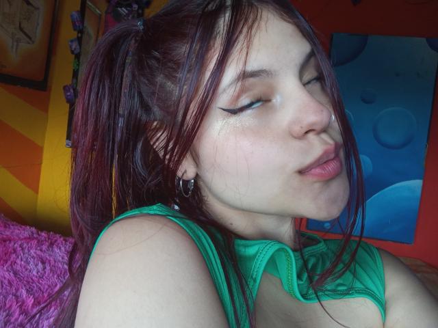 SophieHil - Live porn &amp; sex cam - 26584350