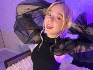 EnchantingEyes - Live sex cam - 26586562