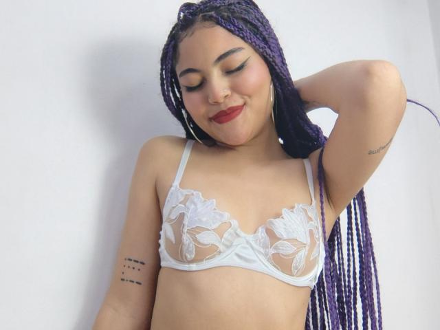 SammyHills69 - Live Sex Cam - 26588658