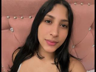 MadisonReyes - Live sex cam - 26596822
