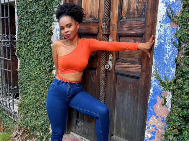 ChantalHaneke - Live porn &amp; sex cam - 26597938