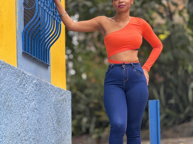 ChantalHaneke - сексуальная веб-камера в реальном времени - 26597990