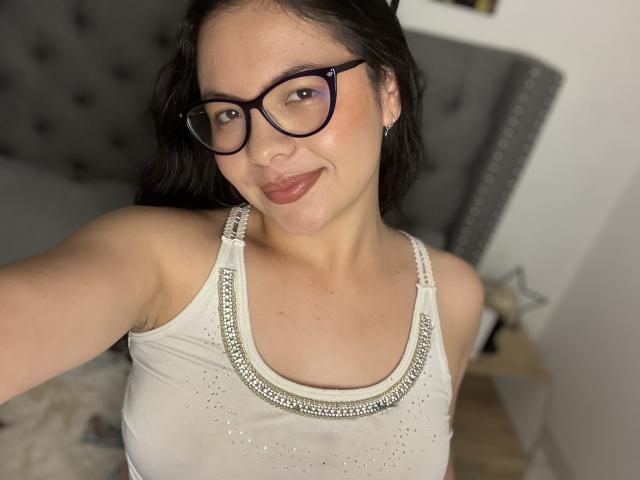 SapphiraLux - Live porn &amp; sex cam - 26599694