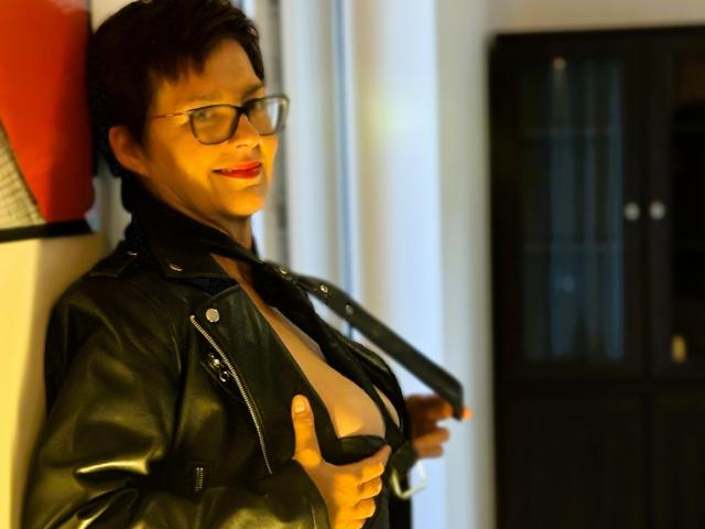 SofieXVelvet - Live porn &amp; sex cam - 26601674