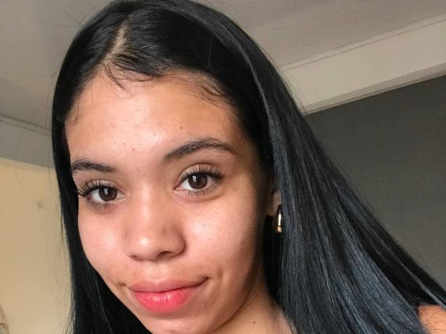 EmaGarces - Camera khiêu dâm &amp; quyến rũ trực tiếp - 26601950