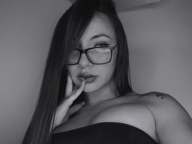 ValeryHarllow - Live porn &amp; sex cam - 26604538