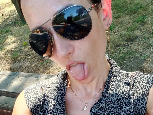 BellaJulls - Live porn &amp; sex cam - 26606310