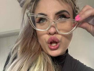 LolaLove-hot - Live porn &amp; sex cam - 26609710
