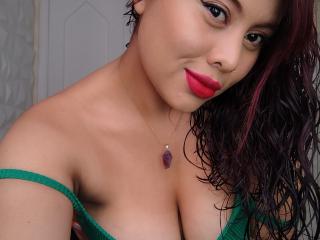 NoemiThornee - Live porn &amp; sex cam - 26611662
