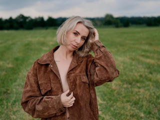 VasilisaSexy - Live porn &amp; sex cam - 26611774