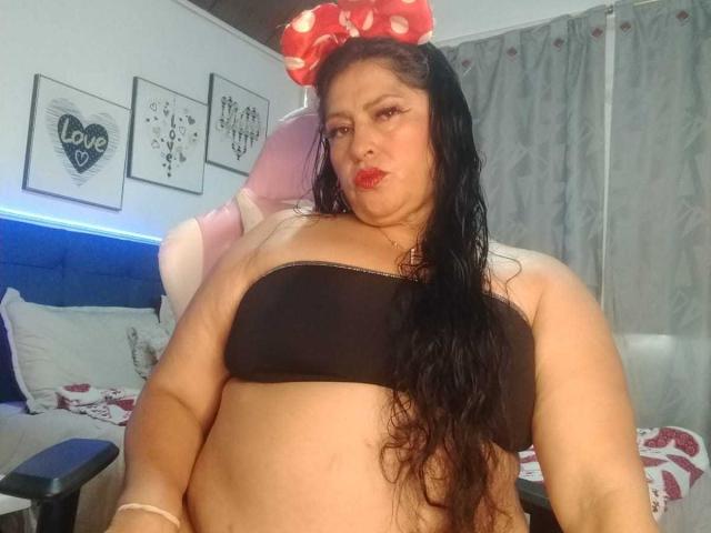 Keyla69Hot - сексуальная веб-камера в реальном времени - 26613042
