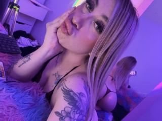 SammyViolet - Live porn &amp; sex cam - 26618342