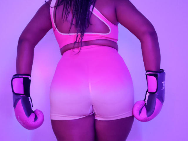 NaomiReyes - Sexe cam en vivo - 26626350