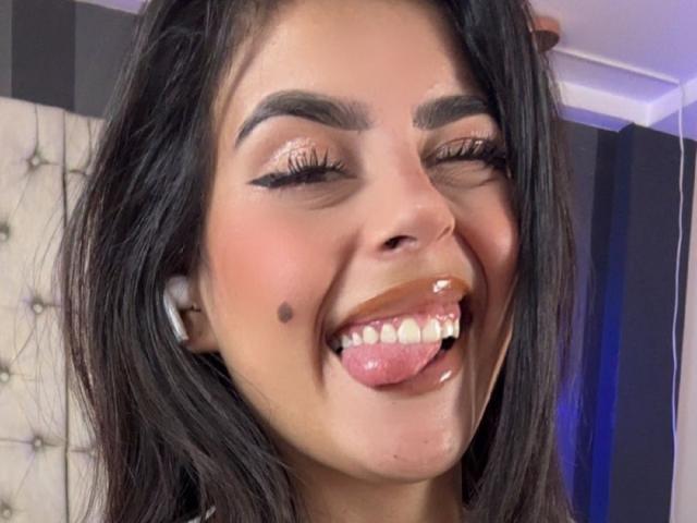 CamilePretty - Live porn &amp; sex cam - 26628526