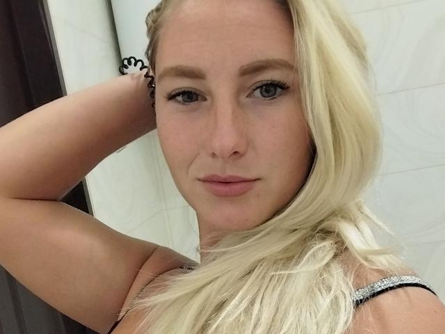 EllenSoNice - Live sex cam - 26631770