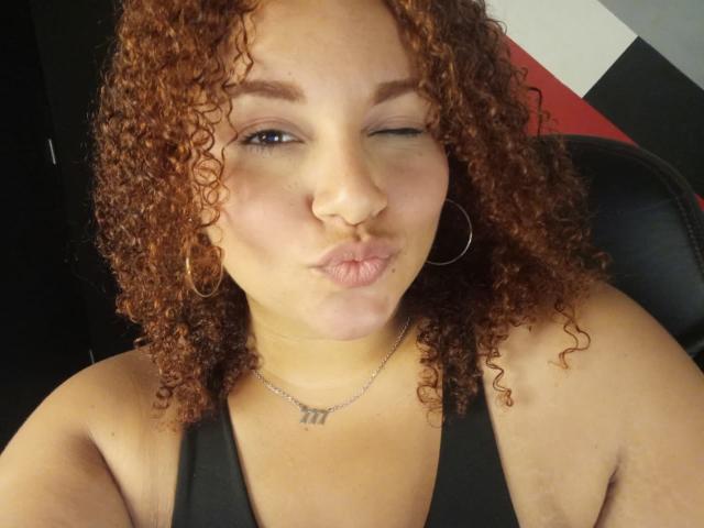 YeraCarey - Élő pornó és szexkamera - 26634358