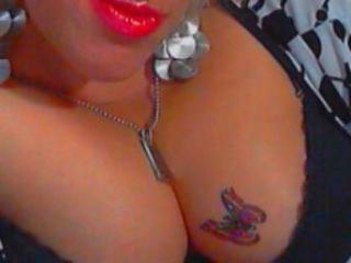 BlondeAnnya - Video chat porn with a enormous cans Gorgeous lady 
