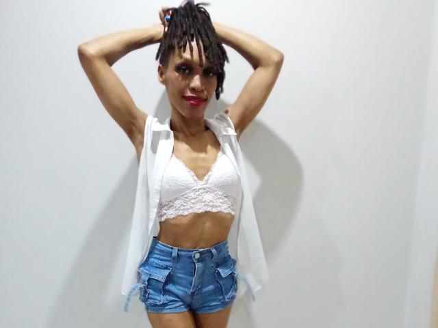 HornySexySimone69 - Live Sex Cam - 26637094