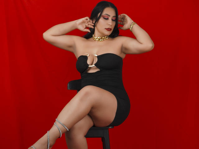 EmaFoxy - Live sex cam - 26646386