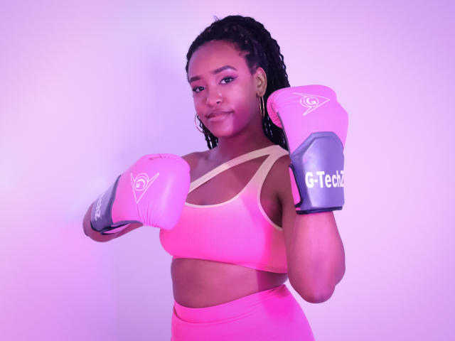 NaomiReyes - сексуальная веб-камера в реальном времени - 26647150