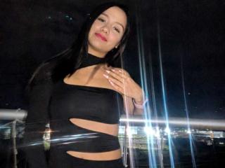 См. подробные сведения о модели AshlyDubois