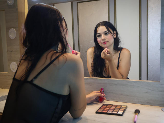 AlahiaStorm - Live porn &amp; sex cam - 26649106