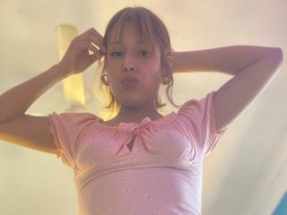 KiaraHernandes - Live porn &amp; sex cam - 26649574