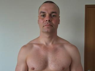 Vis detaljert sammendrag1 HornyM4xx