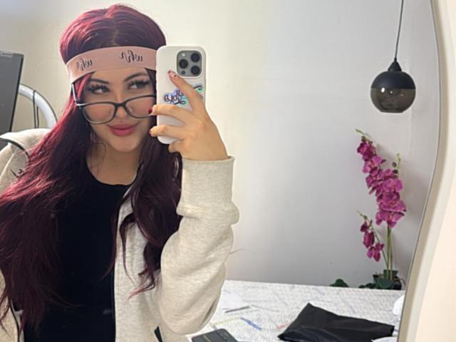 AntonellaMuuse - Live Sex Cam - 26653694