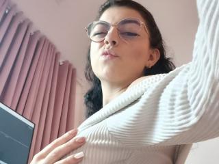 См. подробные сведения о модели AnntonellaWatson