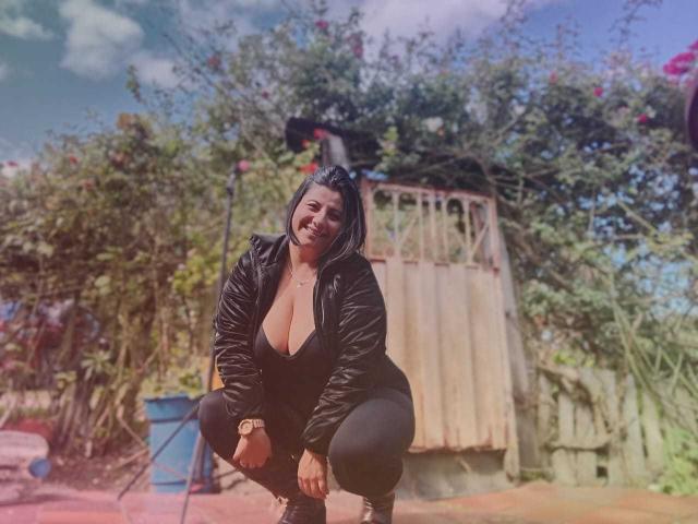 AngeleRoux - Live porn &amp; sex cam - 26658406