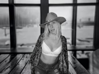 ArchAngelTheFrancaise - Live porn &amp; sex cam - 26659022