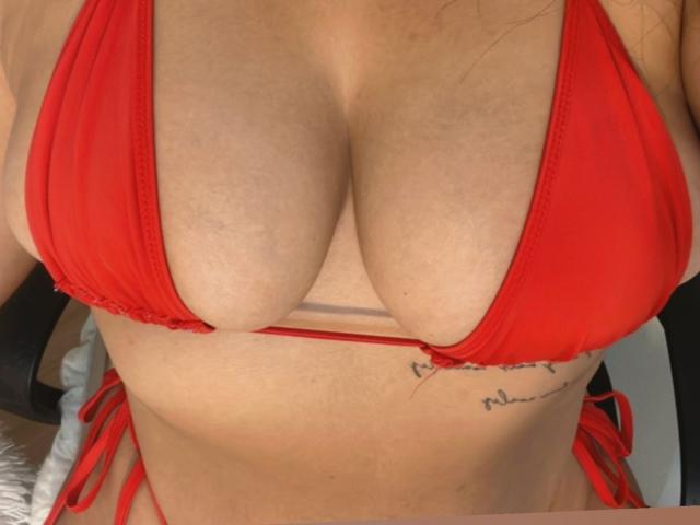 MaeCollins - Live porn &amp; sex cam - 26660874