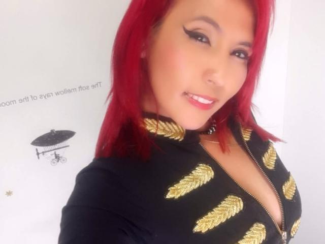 DaniaHot69 - Live porn &amp; sex cam - 26663290