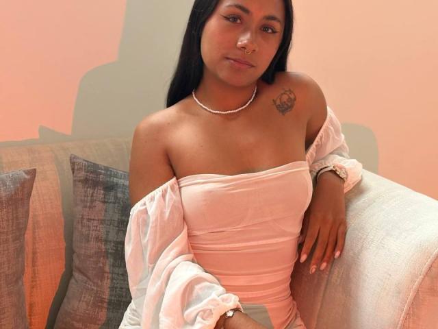 AnaWinslow - Live sex cam - 26664458