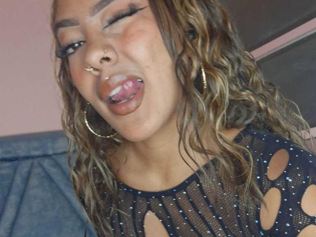 AmelieDuvall - Live porn &amp; sex cam - 26665358