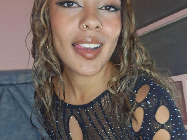 AmelieDuvall - Porno na żywo i seks kamera - 26665370