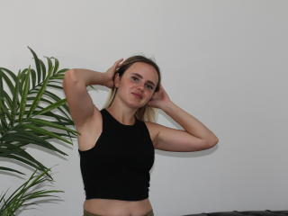 MilanaBloom - Sexe cam en vivo - 26665734
