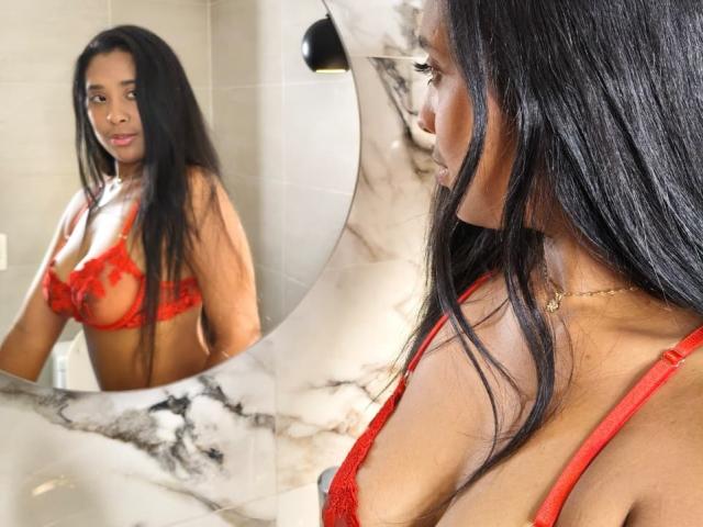 ZuriJackson - Live porn &amp; sex cam - 26668094