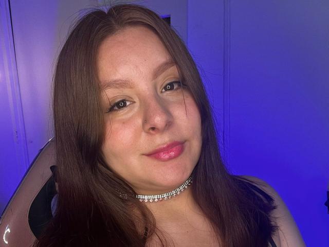 EmaJames - Live sex cam - 26674478