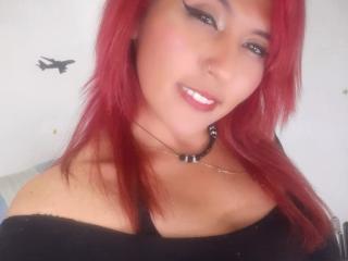 DaniaHot69 - Live porn &amp; sex cam - 26676678