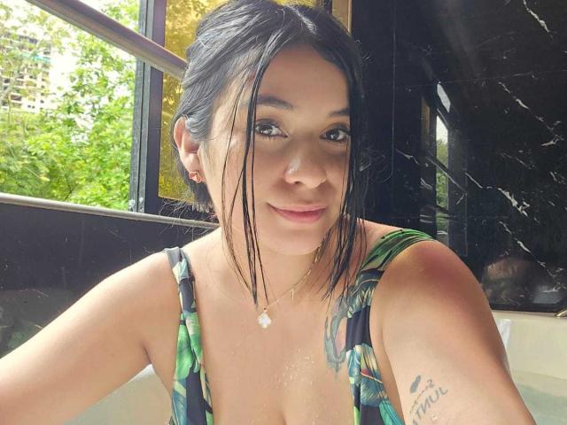 AliceNova - פורנו בשידור חי ומצלמת סקס - 26679374