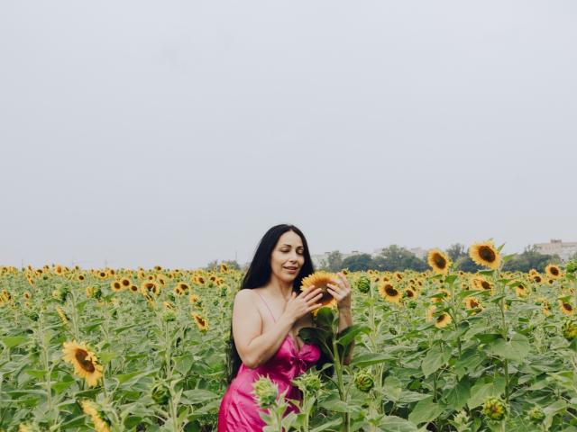 LiluGrants - Camera khiêu dâm &amp; quyến rũ trực tiếp - 26680062