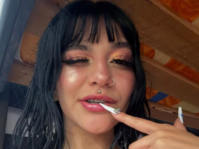 LindaWatsong - Live sex cam - 26680453